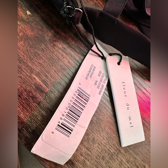 NWT Fleur Du Mal Satin front-close bra black 34B - Picture 10 of 10